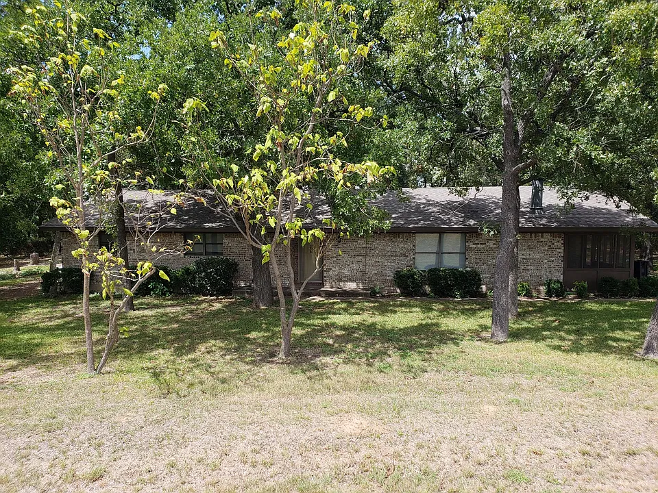 9846 S US Highway 377