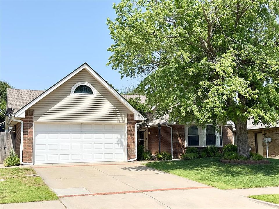 1st image of 1620 Oriole Dr