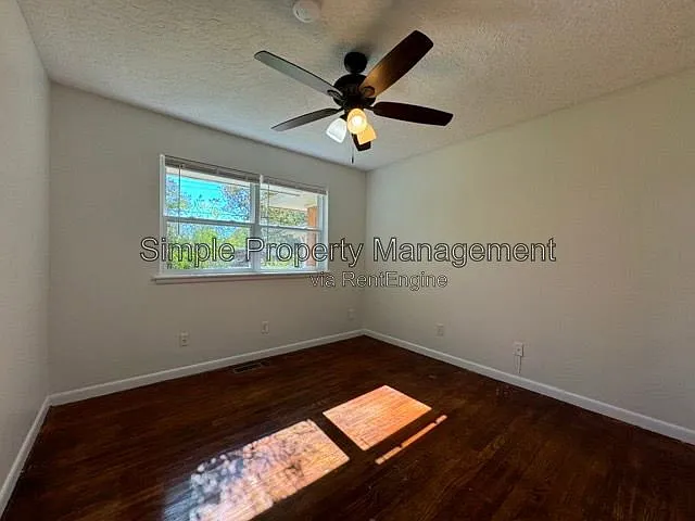 816 Willow Ln — Photo 14