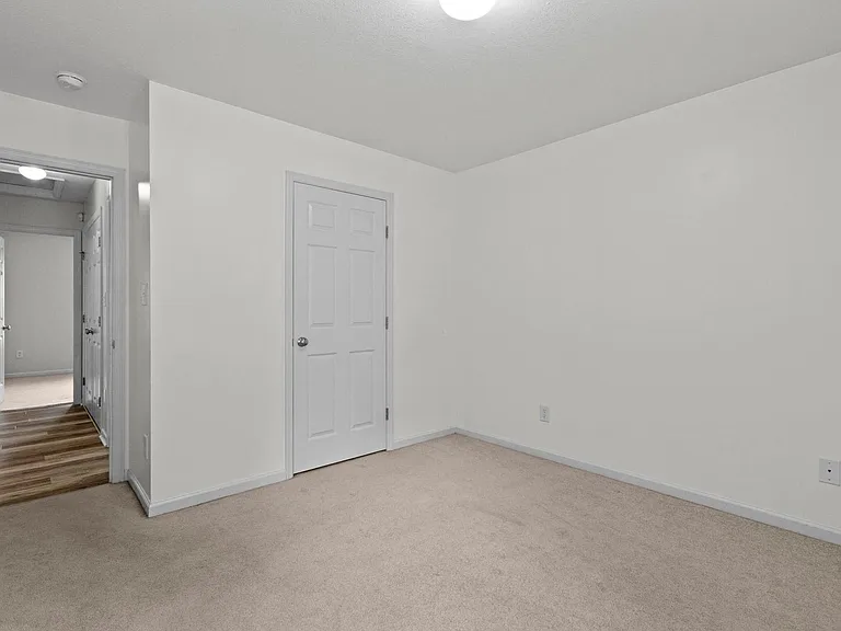 279 Brookstone Way — Photo 15