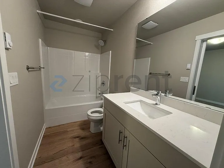 13707 Manor Way #F6 — Photo 12
