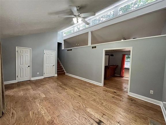 5th image of 3531 Winter Wood Dr