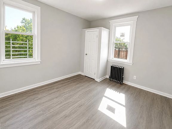 2nd image of 233 Littleton Ave #7103