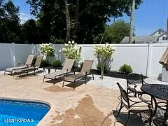 4 bed, 2246 sqft, $5,300 — Photo 3
