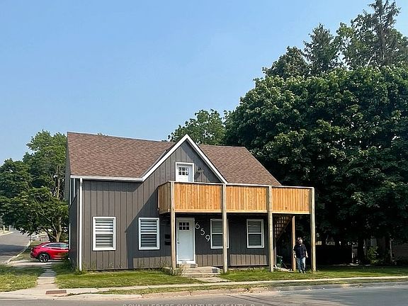 2nd image of 659 Dolph St N