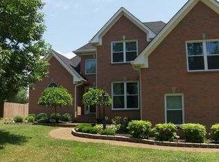 5701 S New Hope Rd, Hermitage, TN 37076