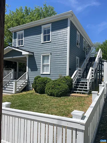 213 Douglas Ave #B Photo 1
