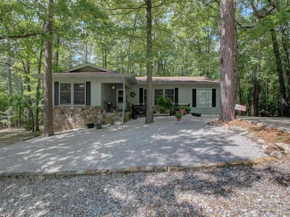 2 Pego Cir, Hot Springs, AR 71909