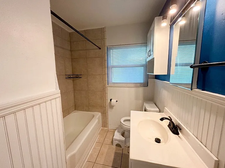 226 Palm Ave — Photo 13