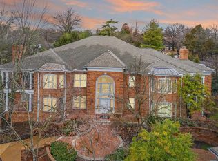 9019 Sedgwick Place Dr, Saint Louis, MO 63124