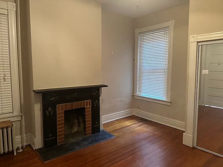 2507 Stuart Ave #1 — Photo 5