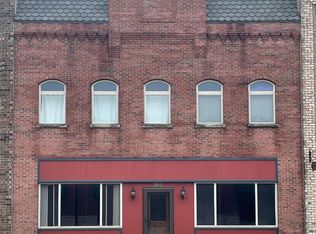 323 N Main St APT 2, Hilbert, WI 54129