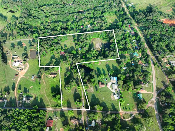 210 Stable Rd, Gilmer, TX 75645
