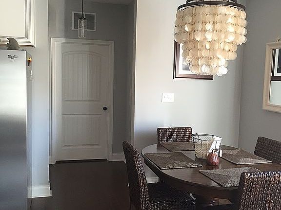 4th image of 128 Sugar Lake Dr