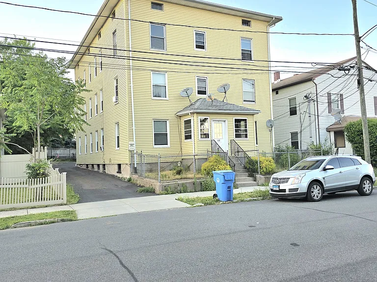 109 Orange St #3 — Photo 3