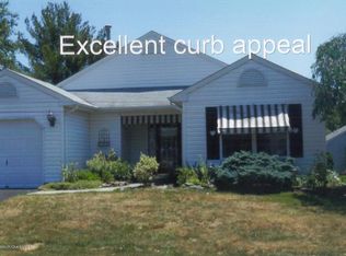 7 Woodchuck Ln, Brick, NJ 08724