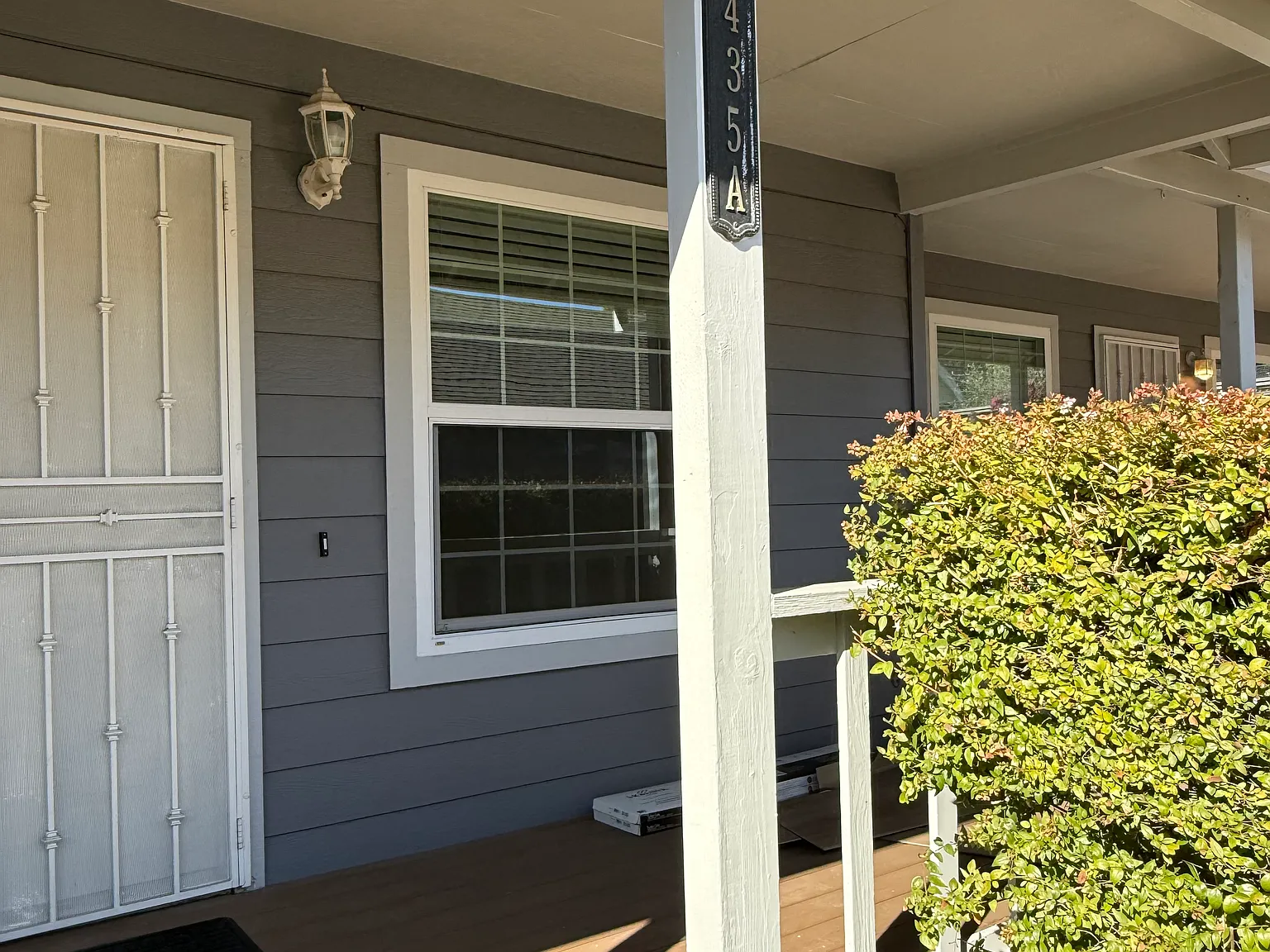 3 bed, 2.5 bath, 1200 sqft, $3,200 — Photo 2