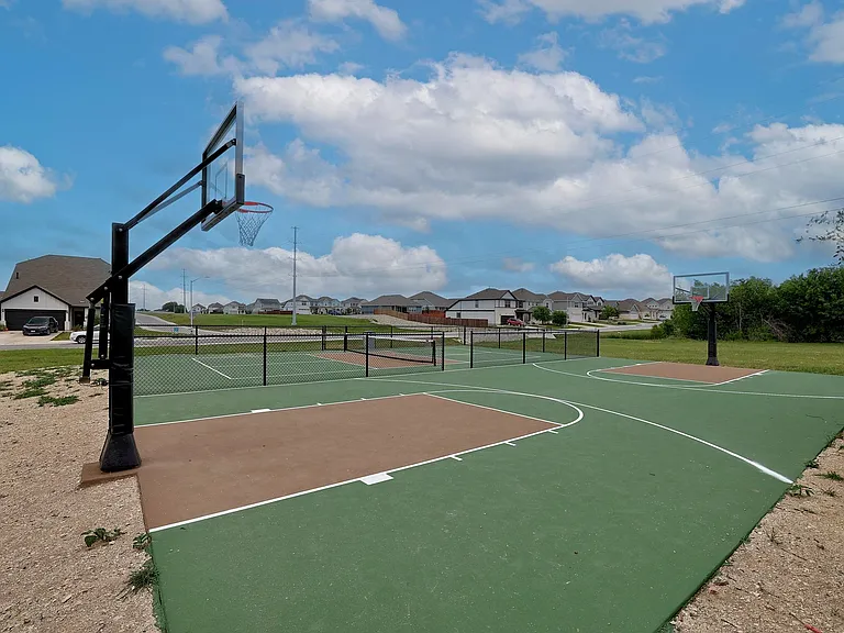 113 King Thistle Ct — Photo 36
