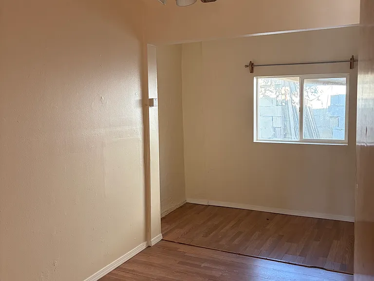 2113 Saint Cyr Ave SE #B — Photo 9