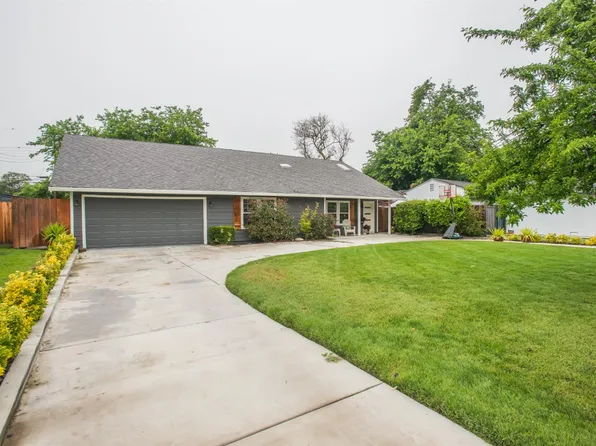 3213 Candace St, Carmichael, CA 95608