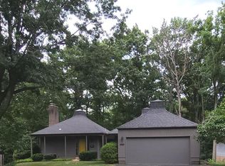 4220 Elizabeth Ln, Annandale, VA 22003