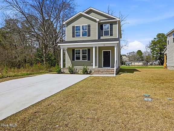 3rd image of 706 W Hayes Street