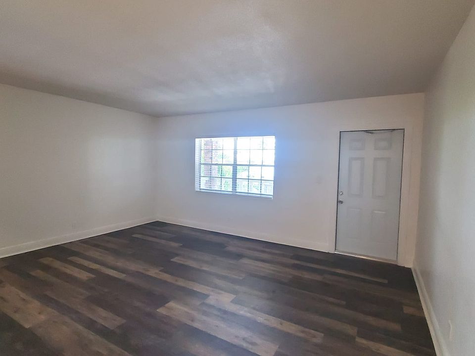 1st image of 2801 NE 51st St #C