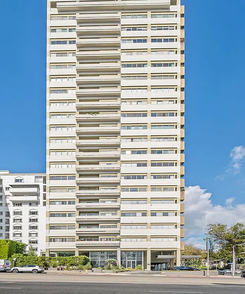 10701 Wilshire Blvd #1903 — Photo 4