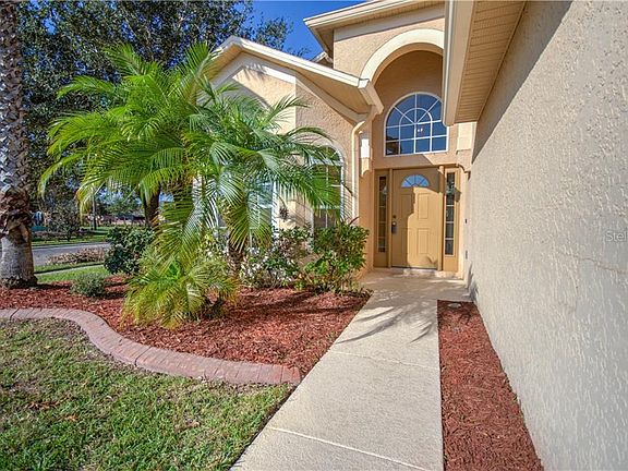 2nd image of 1806 Darlin Cir