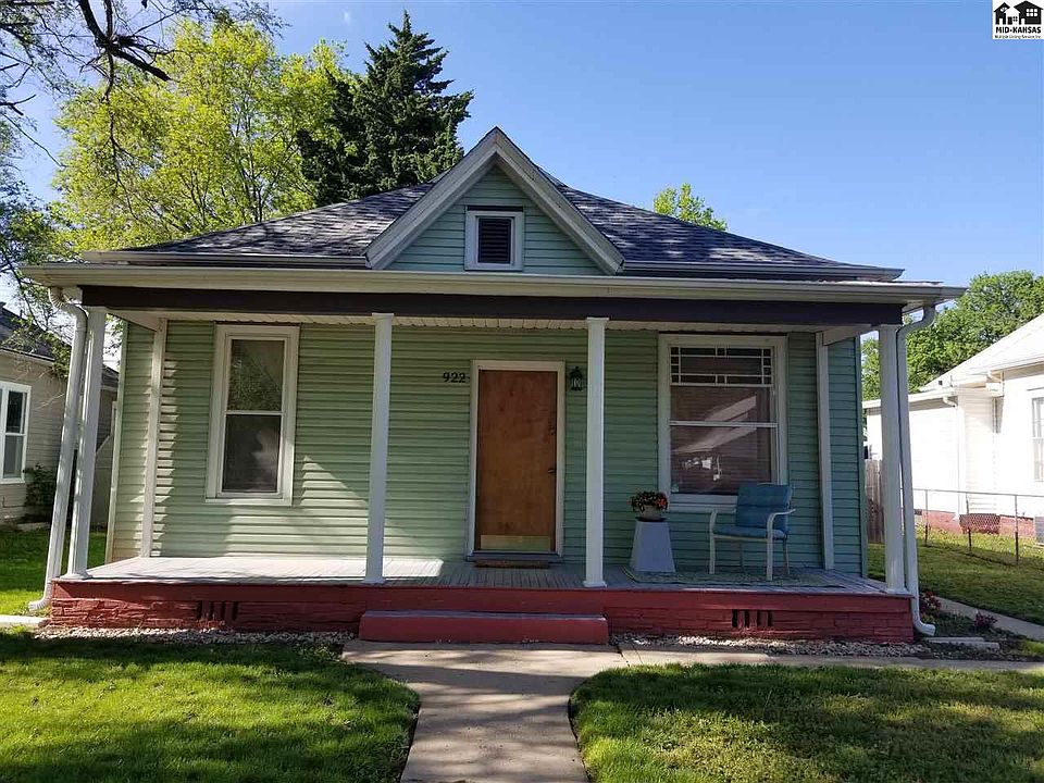 1st image of 922 Park St