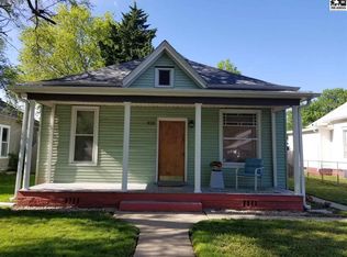 922 Park St, Salina, KS 67401