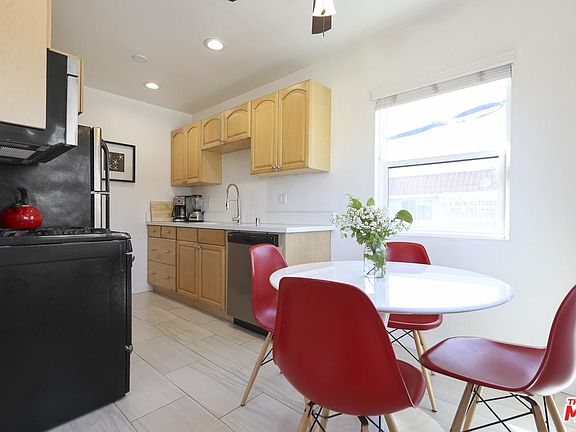 4th image of 119 Paloma Ave
