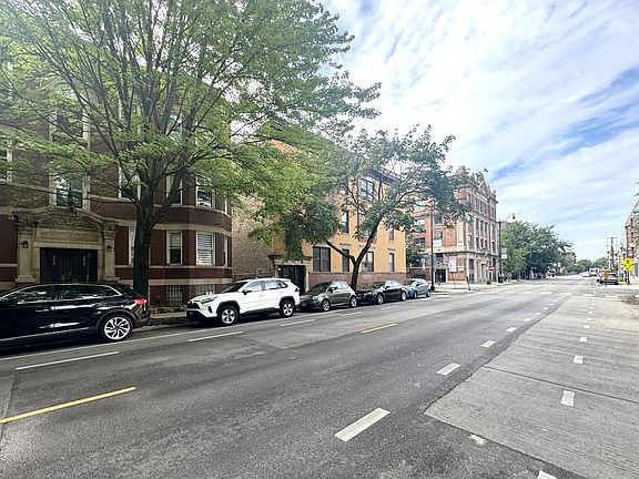 5th image of 3848 N Damen Ave #2N