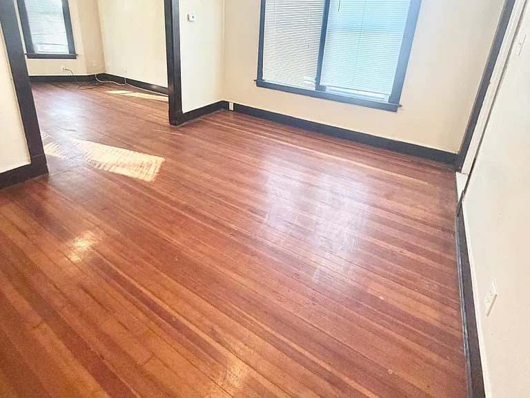 327 Bassett St #2 — Photo 5