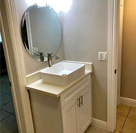 4th image of 2936 Lake Shore Dr APT 107