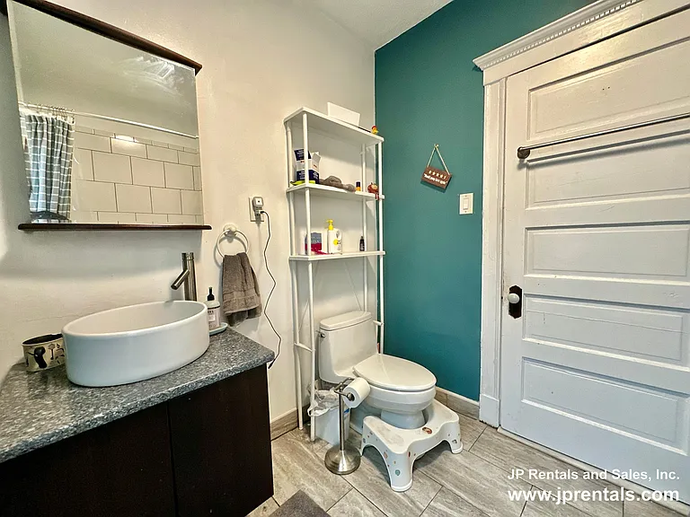 177 Wachusett St #1 — Photo 10