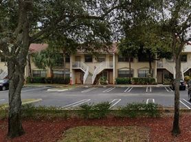 2840 Coral Springs Dr
