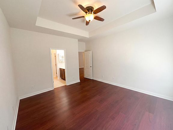 4th image of 2014 Hunters Bend Trl