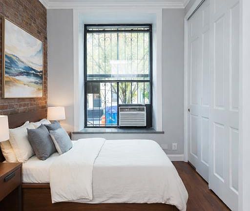 3rd image of 15 W 103rd St APT 1A