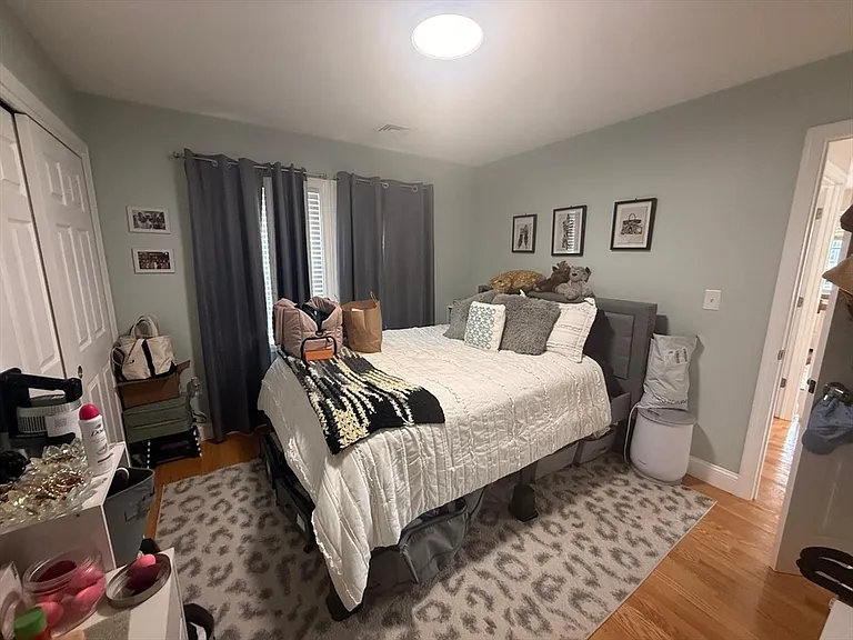 44 Ashland St #2F — Photo 23