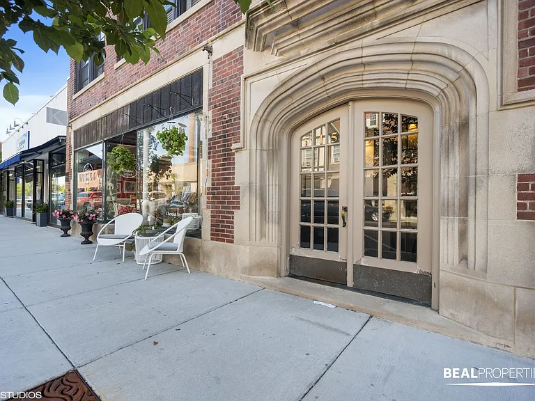 545 Chestnut St #202 — Photo 11
