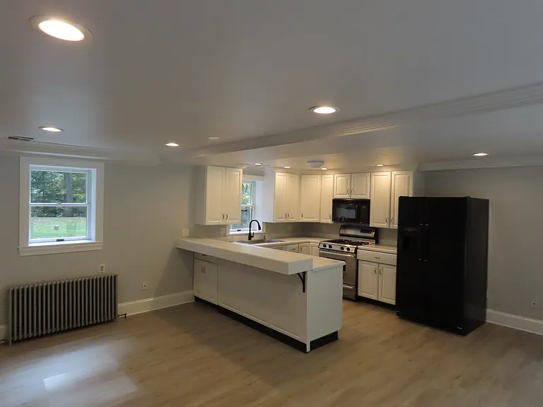 2925 Burnt House Hill Rd — Photo 2