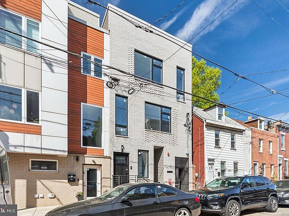 2nd image of 1214 E Susquehanna Ave APT 2