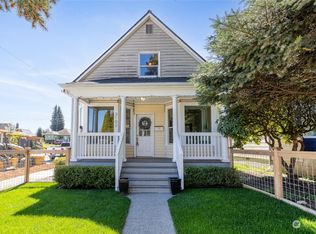 3102 S 8th St, Tacoma, WA