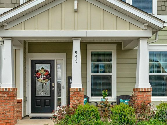 5th image of 955 Skywater Dr #169