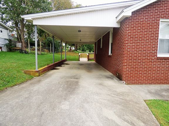 2nd image of 145 Lahue Dr