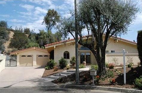 1st image of 821 Guanajuato Dr