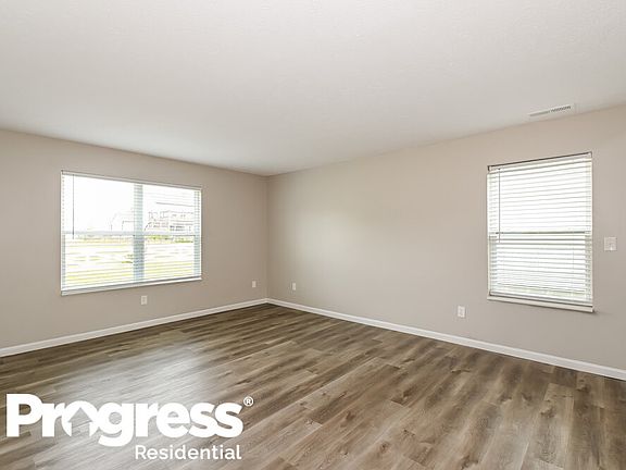 4th image of 3114 Silvercliff Cir