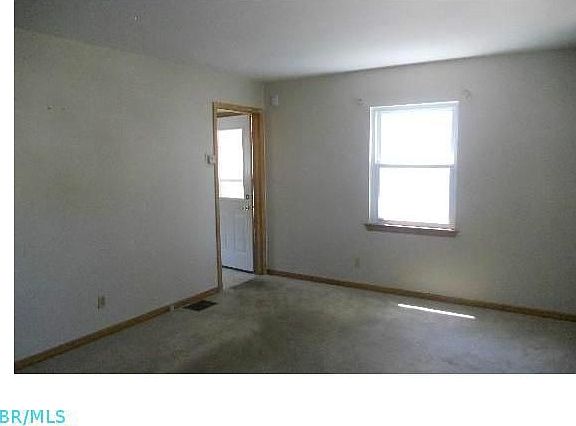 2nd image of 3394 Norwood St