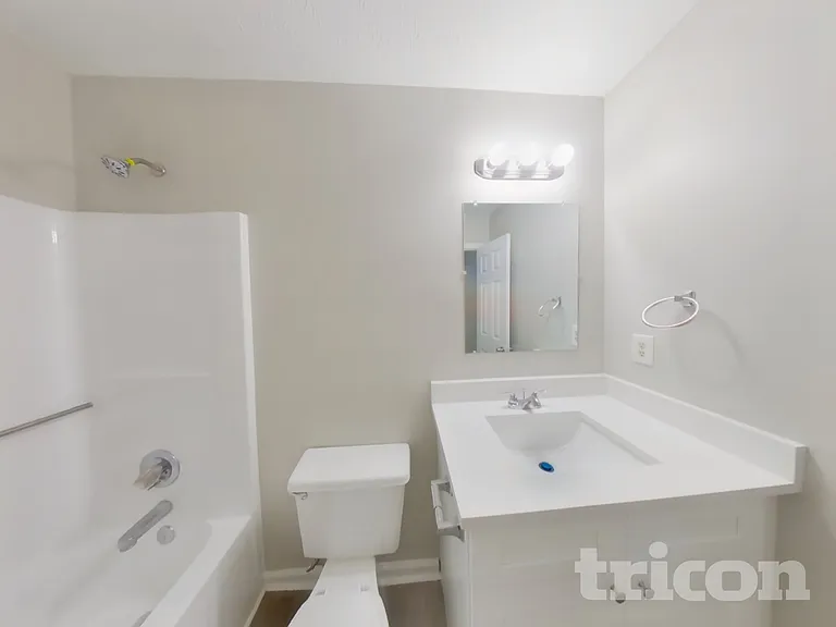 2407 Windridge Dr NE — Photo 16